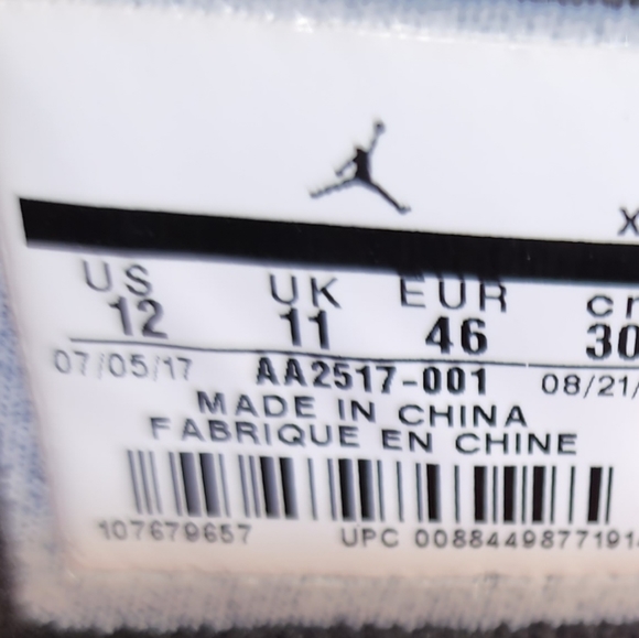 Air Jordan Hydro 7 "White", Size 12, Color Blk/Wht-Gym Red - Picture 5 of 9